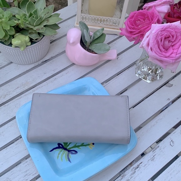 DHARA Multi Function Wallet - Picture 6 of 9